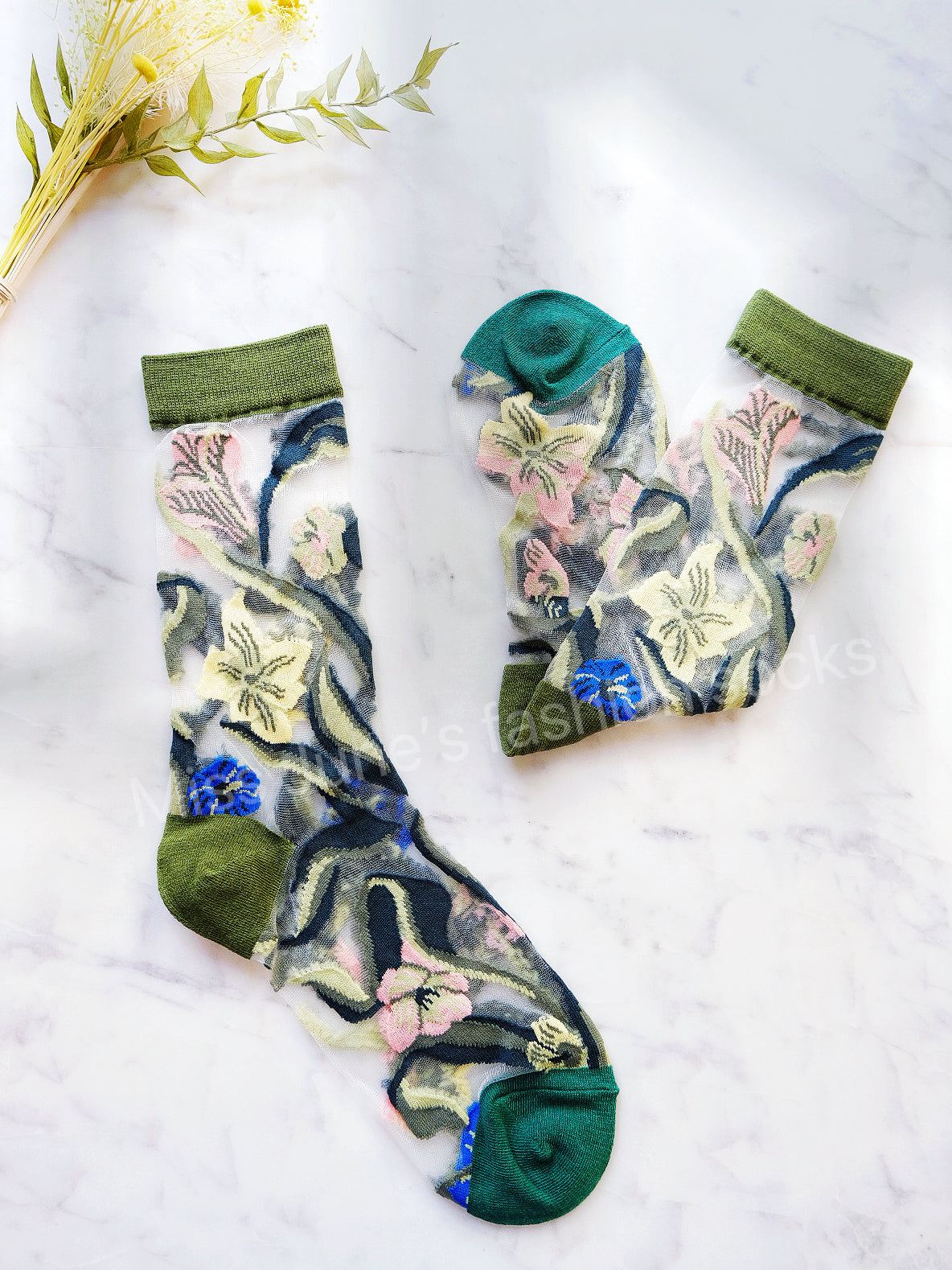 Miss June’s | Women’s Glass Silk-like Transparent socks | Cute | Colorful | Summer | Patterned | Gift Idea | Casual | Comfortable | Floral |