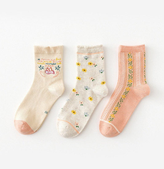 Miss June’s | Set of 3 pairs cotton socks; Cute | Black | Cool | Patterned | Designed | Women | Gift Idea | Casual | Comfortable