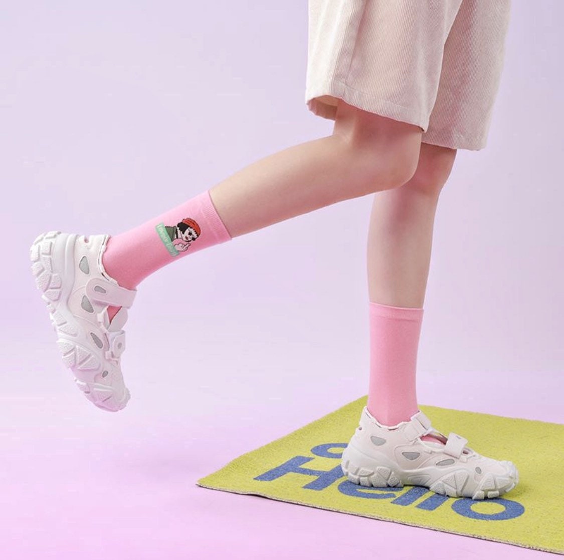 Miss June’s| 1 pair cotton socks|Creative | Colorful | Cool | Patterned | Designed | Unisex | Gift Idea | Casual | Comfortable