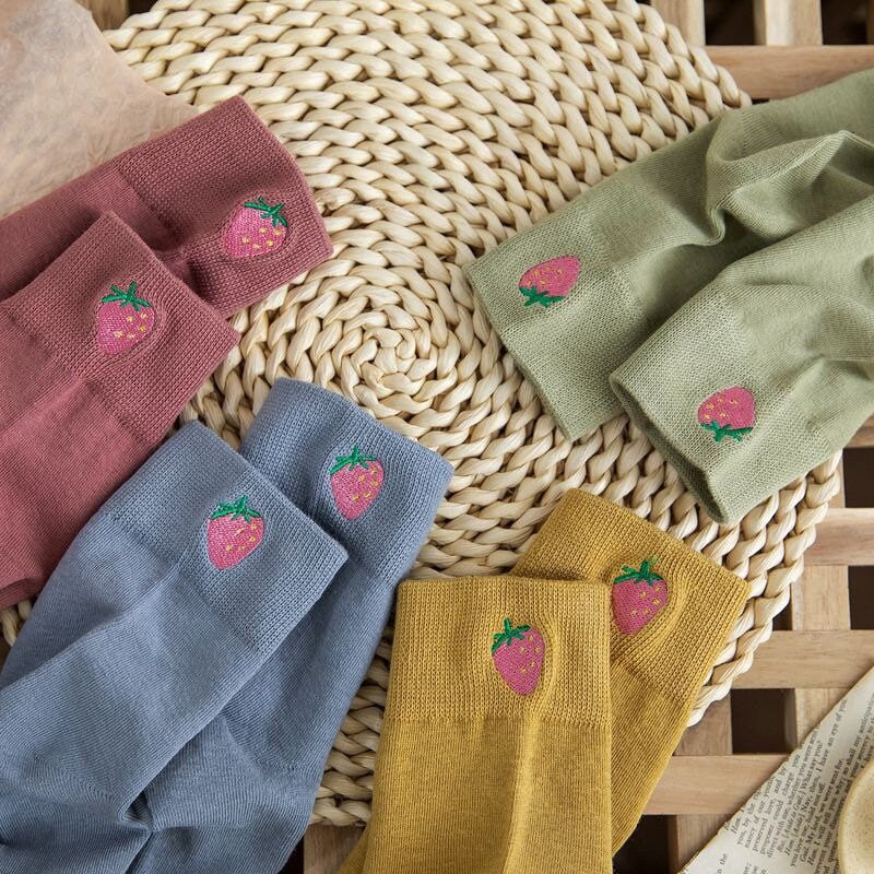 Miss June’s | Women’s 1 pair cotton socks|Creative | Colorful | Paint | Embroidery | Designed | Art | Gift Idea | Casual | Comfortable |