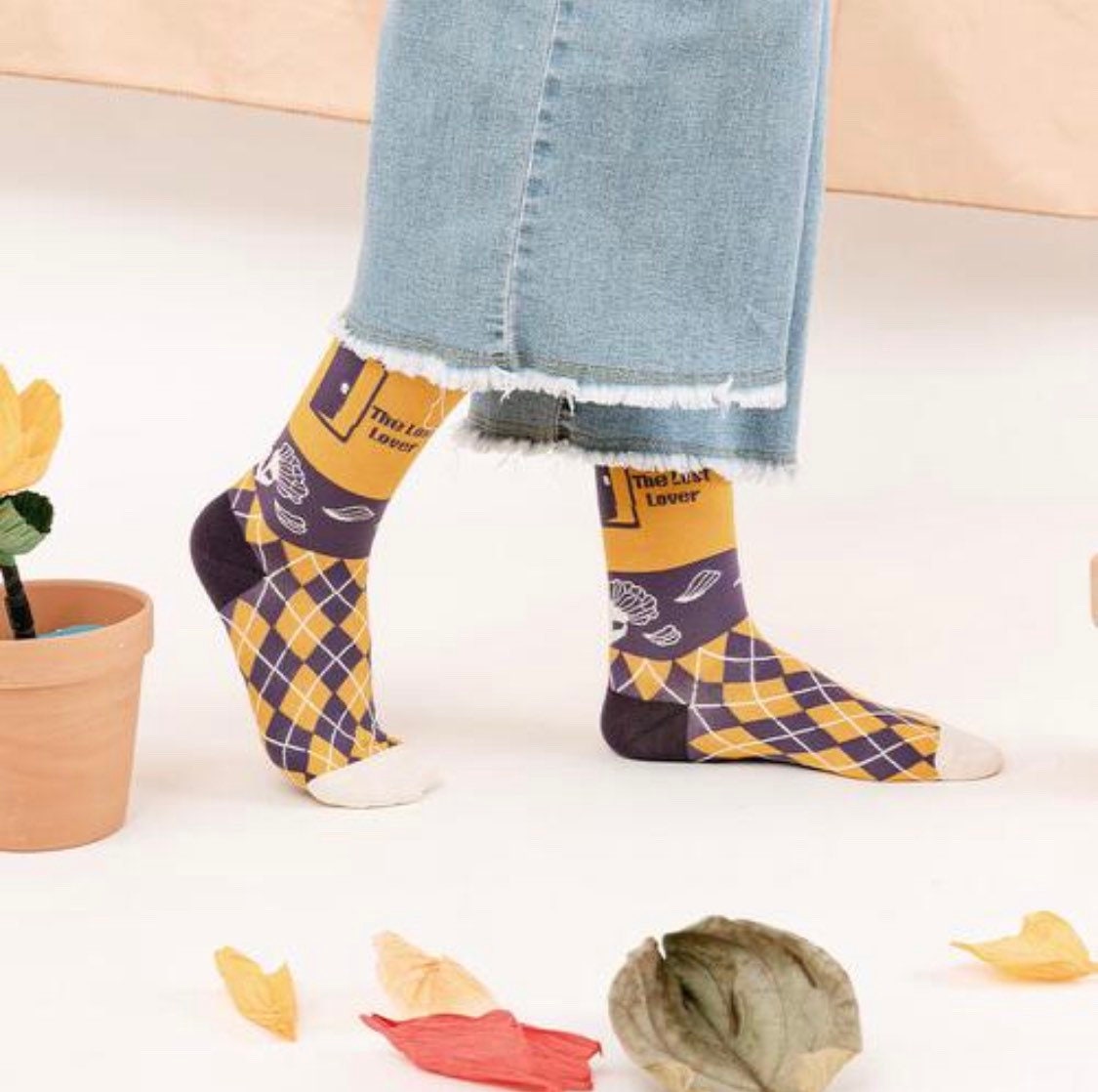 Miss June’s| 1 pair cotton socks|Creative | Colorful | Cool | Patterned | Designed | Unisex | Gift Idea | Casual | Art | Comfortable|Funny|