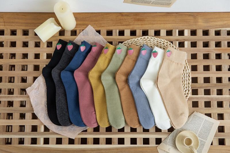 Miss June’s | Women’s 1 pair cotton socks|Creative | Colorful | Paint | Embroidery | Designed | Art | Gift Idea | Casual | Comfortable |