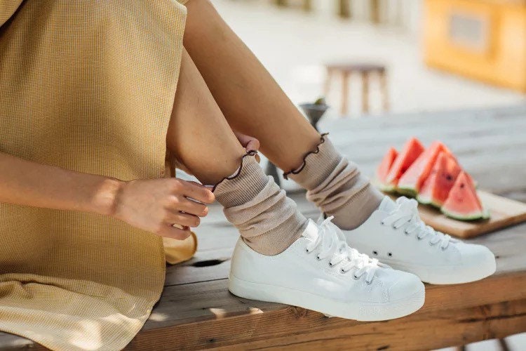 Miss June’s | Women’s | 1 Pair of knit cotton socks|Creative | Elegant | Cute | Lady | Designed | Gift Idea | Casual | Stylish | Comfortable