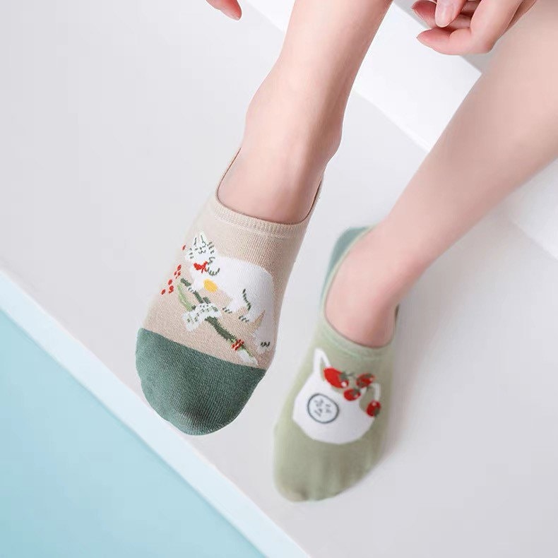 Miss June’s | Women’s 2 pairs cotton ankle socks｜animals | Patented | Daily | Cute  | Designed | Embroidered | Gift Idea | Comfortable |