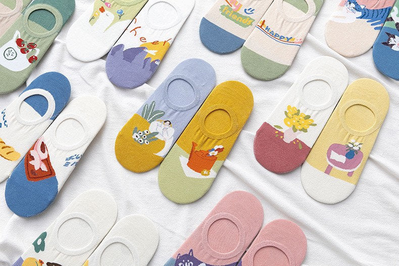 Miss June’s | Women’s 2 pairs cotton ankle socks|animals | Patented | Daily | Cute | Designed | Embroidered | Gift Idea | Comfortable |