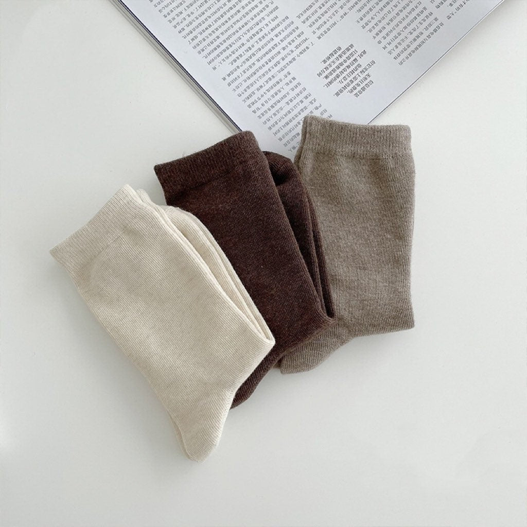 Miss June’s | Women’s | 1 pair cotton socks|Daily | Natural | Soft | Designed | Solid color | Gift Idea | Casual | Stylish | Comfortable