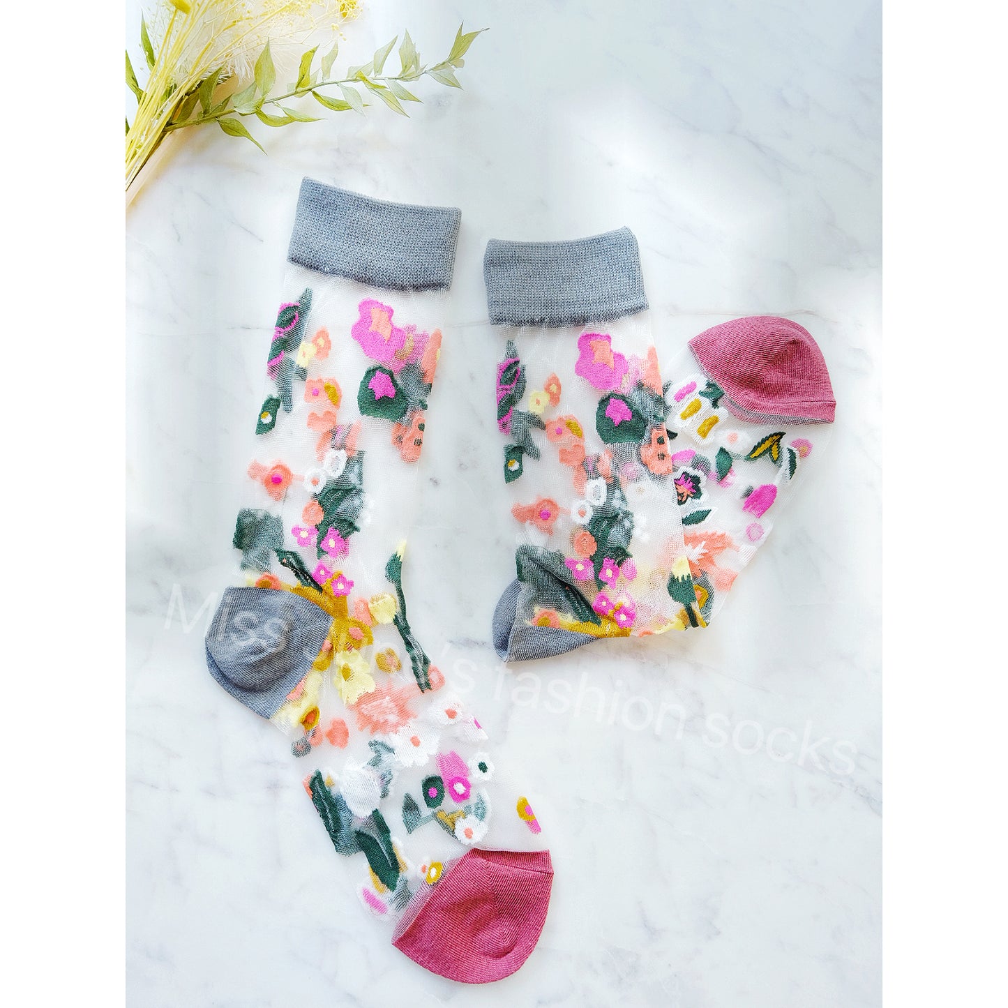 Miss June’s | Women’s Glass Silk-like Transparent socks | Cute | Colorful | Summer | Patterned | Gift Idea | Casual | Comfortable | Floral |