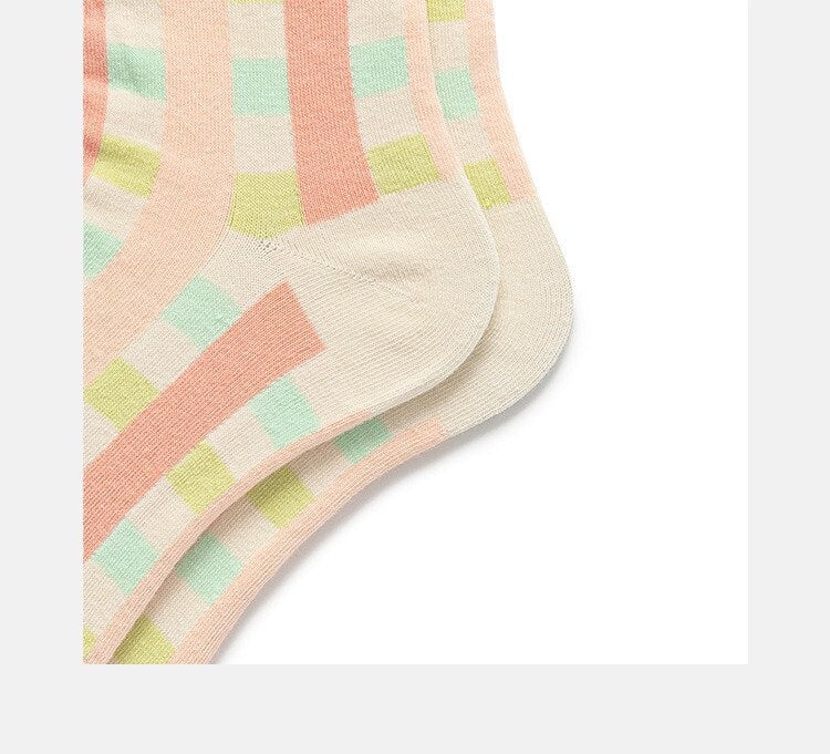 Miss June’s, Women’s Cotton socks ,Cute socks，Colorful socks, Cool socks, Plaid socks, Patterned socks, Women’s socks