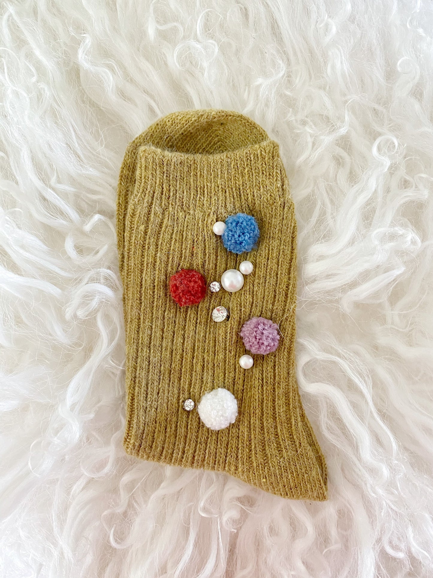 Miss June’s | Women’s | 1 pair| Beading socks｜Creative | Colorful |Craft| Winter | Designed | Art | Gift Idea | Cute | Stylish | Comfortable