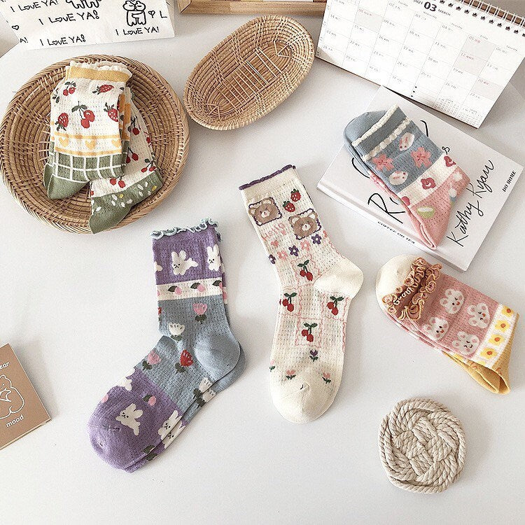 Miss June’s| Women’s 1 pair Patterned Breath-cotton socks | Art |Creative | Cute | Designed | Gift Idea | Casual | Summer | Comfortable |