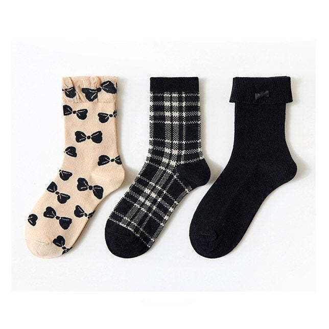 Miss June’s | Set of 3 pairs cotton socks | Cute | Black | daily | Patterned | Designed | Women | Gift Idea | Casual | Stylish | Comfortable
