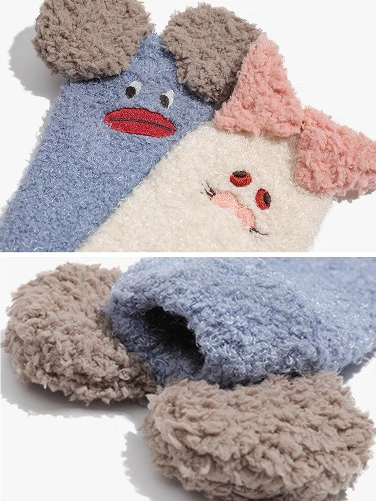 Miss June’s | Women’s | 1 pair | Floor socks | Cute | Fuzzy | Home wear | Warm | Soft | Gift Idea | Casual | Cozy| Animals| Sleep | Winter